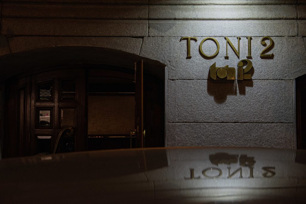 Toni2 PIANO BAR OCIO NOCTURNO
